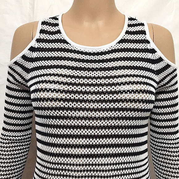 Rag & Bone Quinn Cold Shoulder Top - Picture 5 of 16